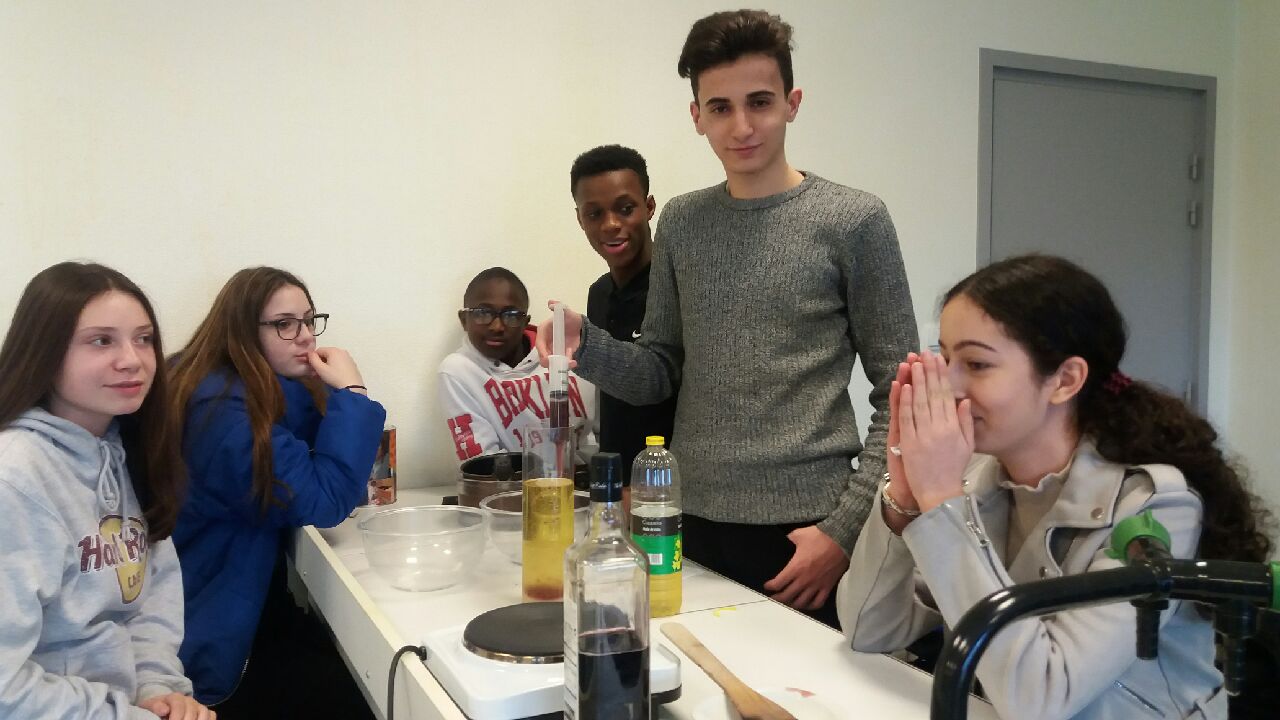 6 mars 2018 : Séance de cuisine moléculaire en AP seconde avec Mme