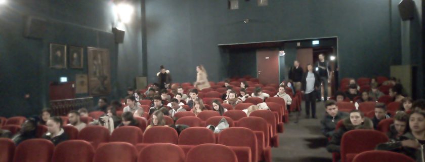 Vendredi 5 avril 2019 : Sortie des 1eres STMG à l’UTOPIA