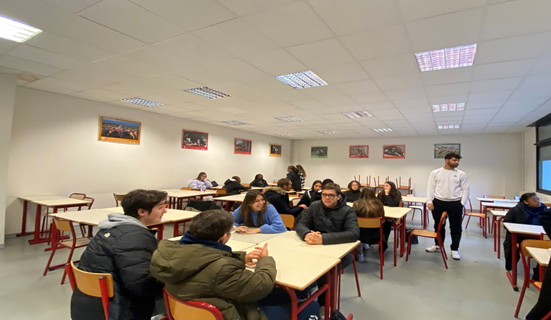 Le 12 décembre 2022 : Présentation du BTS SAM aux élèves du lycée des Chartrons